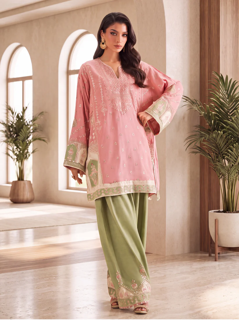 QUEEN - Stitched 2 PCs Sequence Embroidery