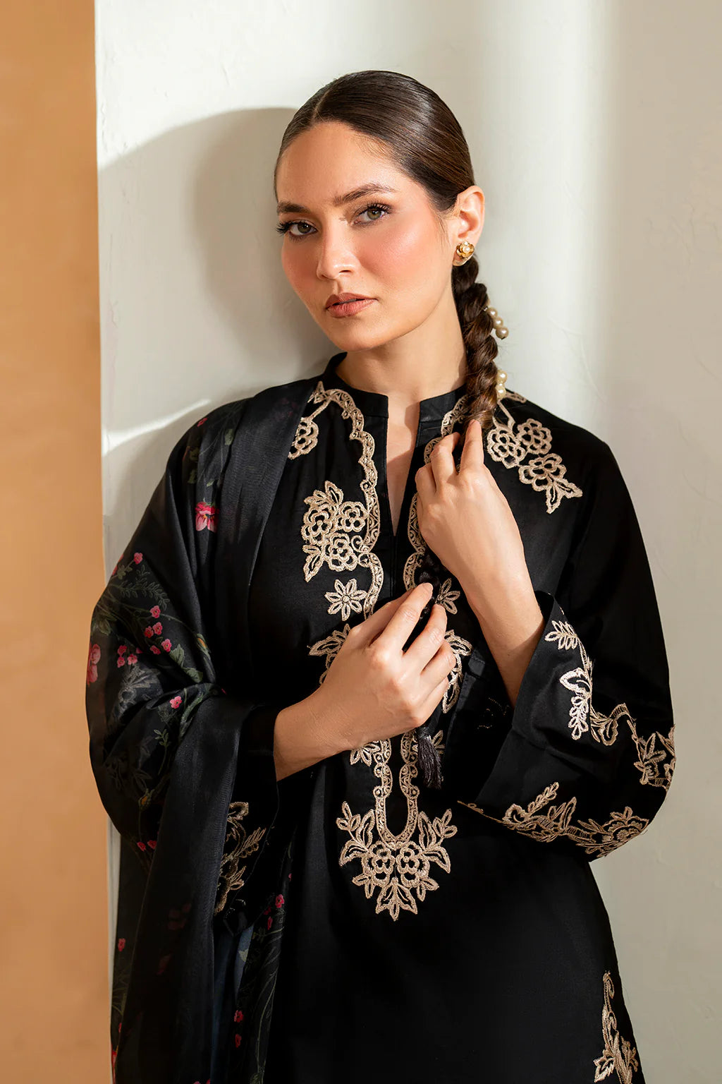 BLACK BIRD 3 PIECE EMBROIDERY