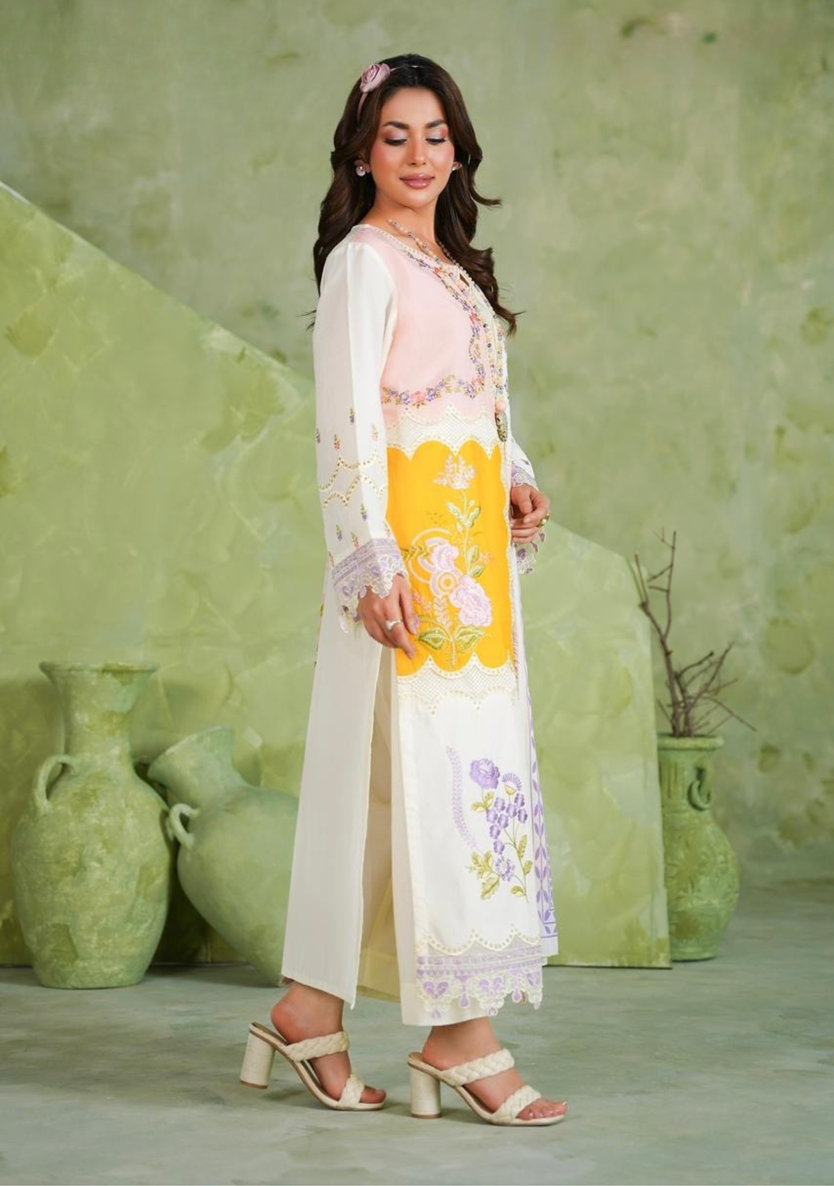 Lavinia 3 Piece